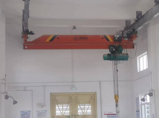 Underslung EOT Crane