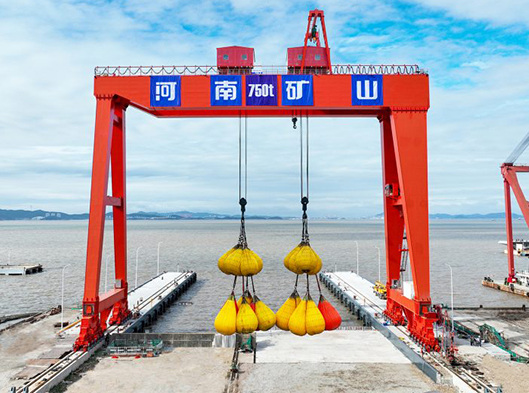 MG Double Girder Gantry Crane