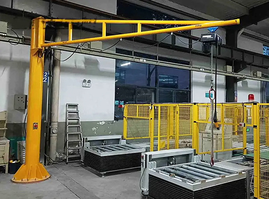 Floor Mounted Slewing jib Crane