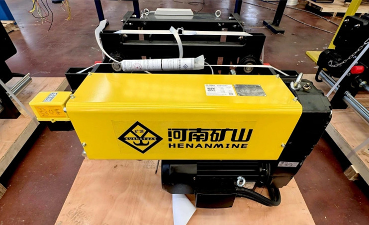 NR European Electric Hoist
