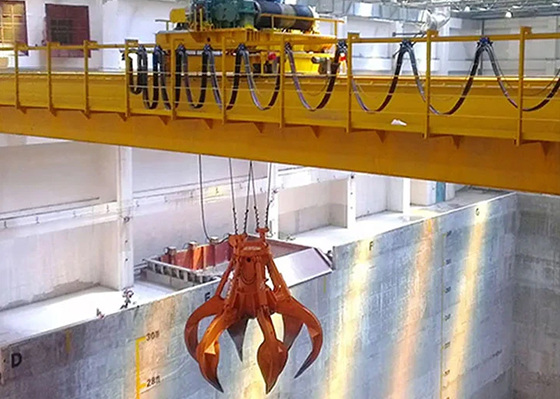 Multi-Flap Orange Peel Grab Bucket