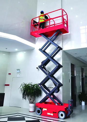 Self Propelled Scissor Lift Platform